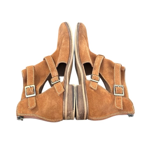 Chinese Laundry “Dandy” Whisky Suede Brown Strappy Boots/ Flats Size 10 - Picture 4 of 7